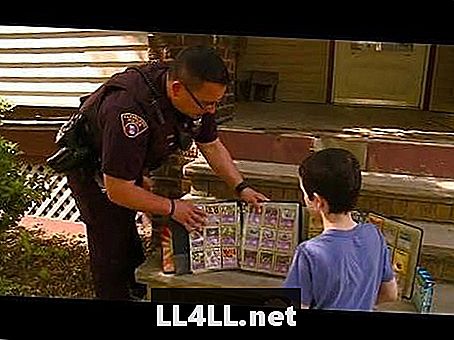 Policaji podarijo svojo zbirko Pokemon kartic za fanta, ki je imel njegovo ukradeno - vključno z starodavnim Mewom